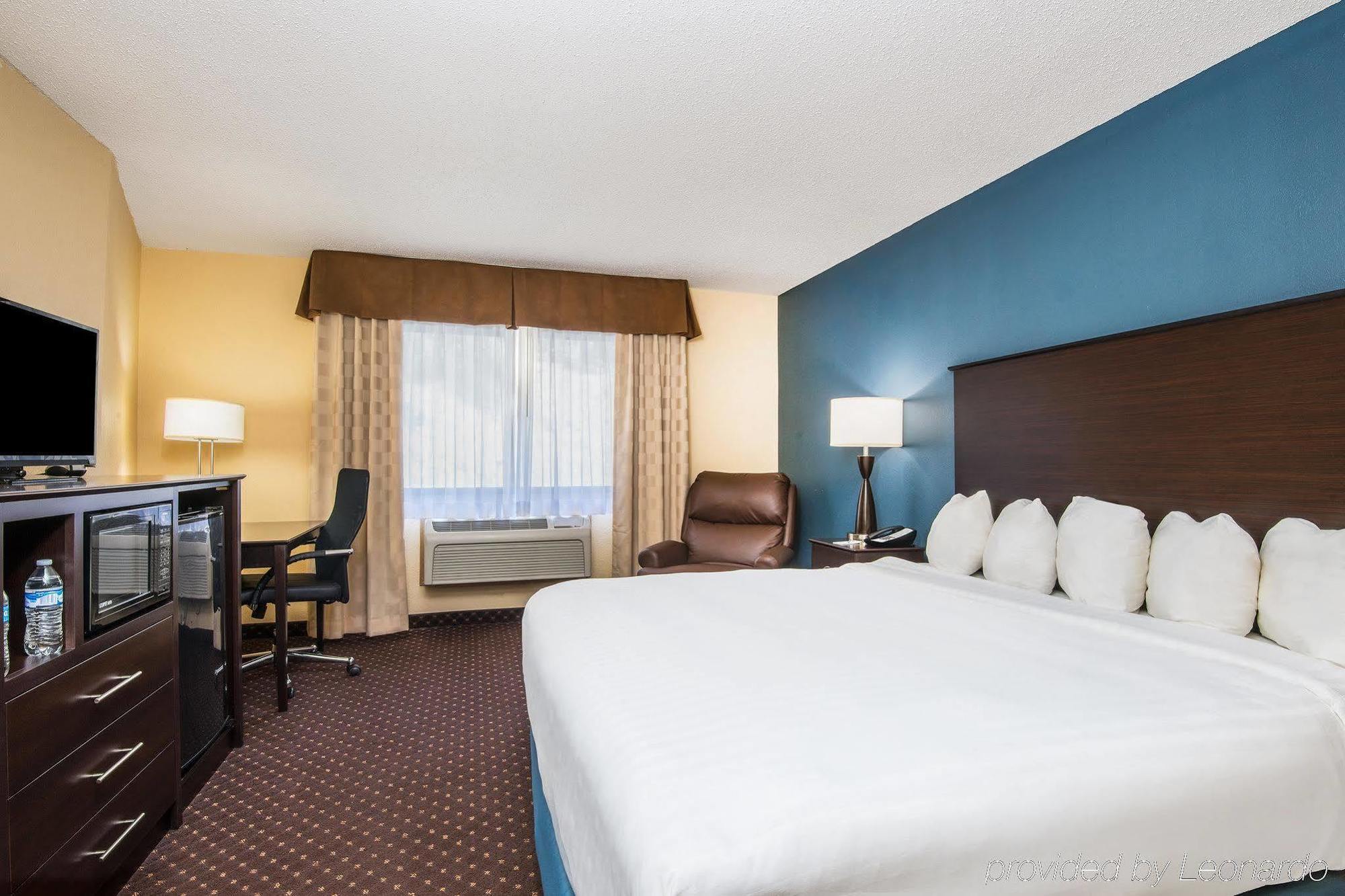 Americinn By Wyndham Eagle Exteriér fotografie